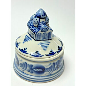 Vtg Gzhel Russian Porcelain Blue White Church Basilica Trinket Box Onion Dome